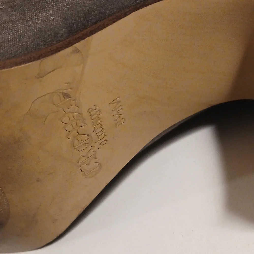 Crown Vintage Grey Vegan Suede Floral Embroidered Ankle Boots Sz 8M